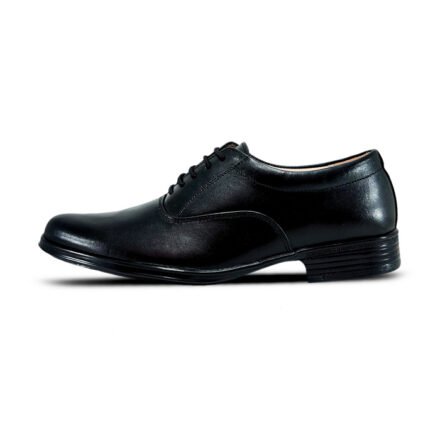 Grade Chief black leather derby